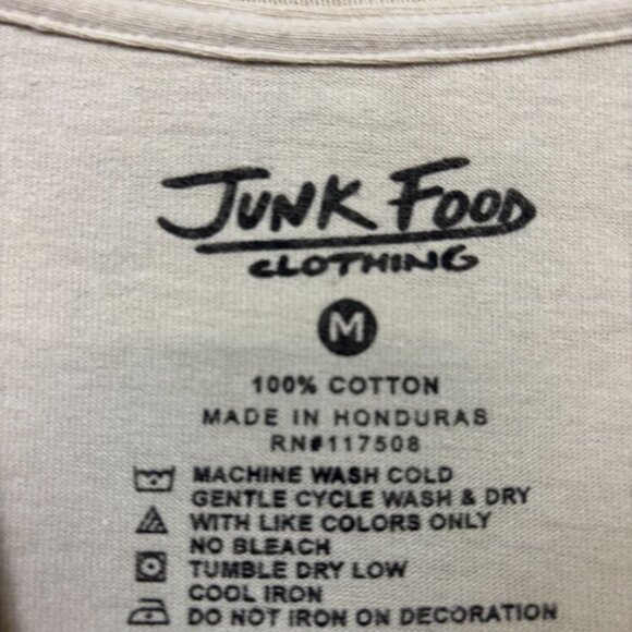 Miles Davis Venus de Milo Jazz Trumpet Icon Oversized T-Shirt Size Medium - Picture 4 of 4